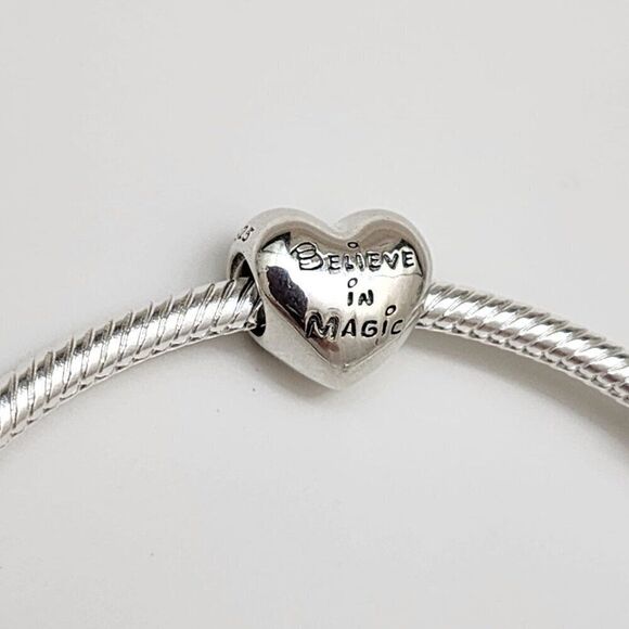 Pandora Disney Minnie Mouse & Mickey Mouse Kiss - Picture 4 of 5